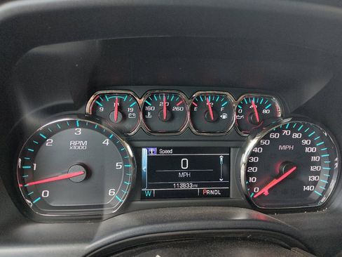 Used 2018 Chevrolet Silverado 1500 LT w/ LT Convenience Package AWD/4WD image 23