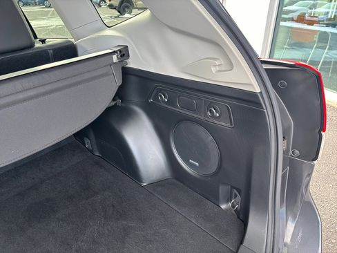 Used 2020 Subaru Forester Limited image 52