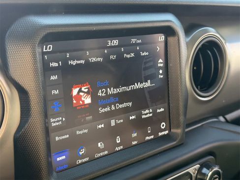 Used 2022 Jeep Gladiator Sport image 24