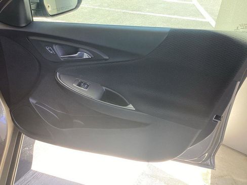 Used 2025 Chevrolet Malibu LT FWD image 22
