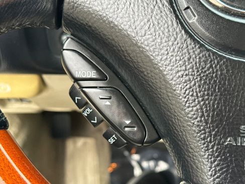 Used 2006 Lexus SC 430 Convertible image 23