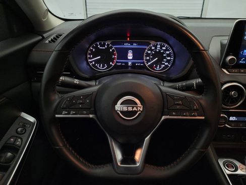 Used 2025 Nissan Sentra SR FWD image 22