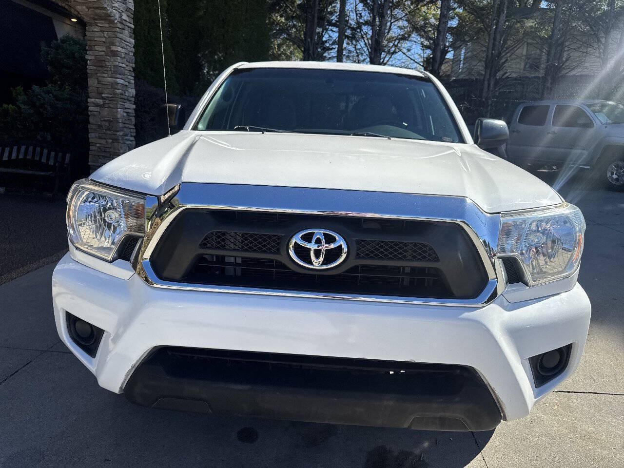 Used 2015 Toyota Tacoma 2WD Access Cab w/ SR5 Package image 8