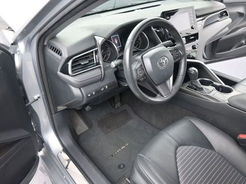 Used 2024 Toyota Camry SE FWD image 16