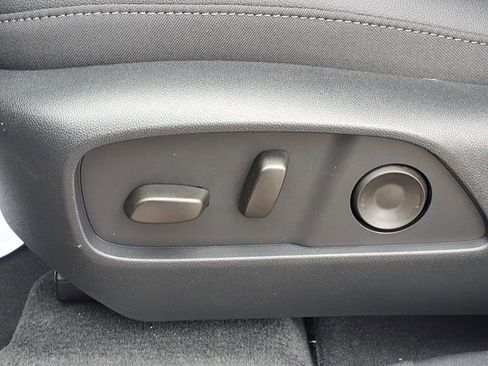 New 2026 Chevrolet Equinox LT w/ Convenience Package II image 12