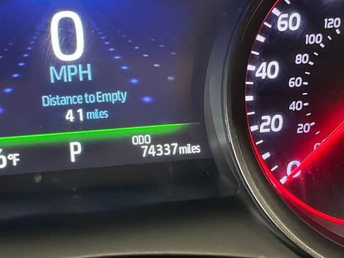 Used 2022 Toyota Camry XSE FWD image 18