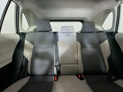 Used 2025 Toyota RAV4 XLE w/ Convenience Package FWD image 30