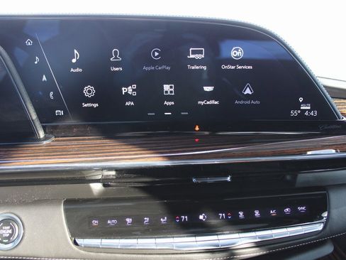 Used 2023 Cadillac Escalade Premium Luxury w/ Performance Package image 16