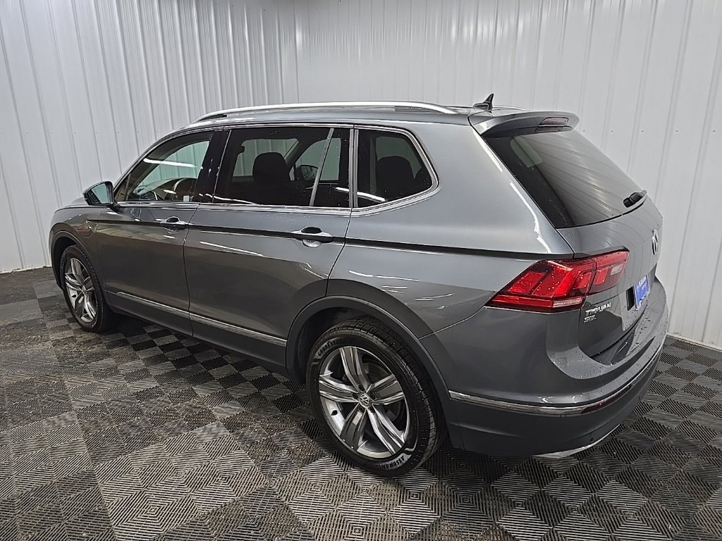 Used 2018 Volkswagen Tiguan SEL Premium AWD/4WD image 9