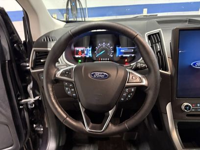 Used 2021 Ford Edge SEL w/ Convenience Package