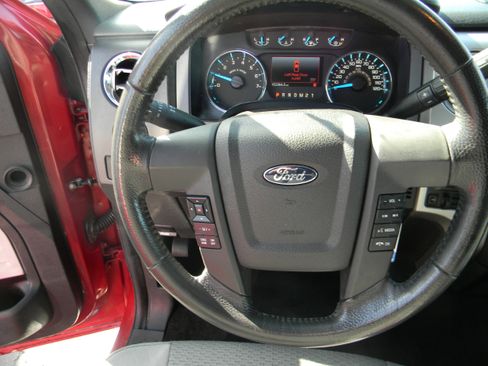 Used 2014 Ford F150 XLT w/ Equipment Group 302A Luxury image 9