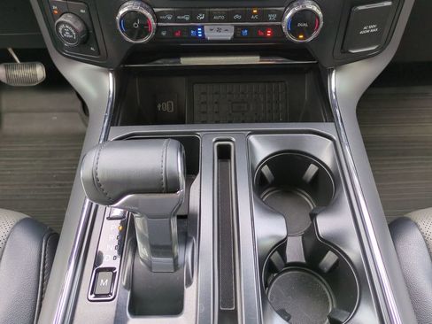Used 2025 Ford F150 Lariat w/ Equipment Group 501A Mid AWD/4WD image 24