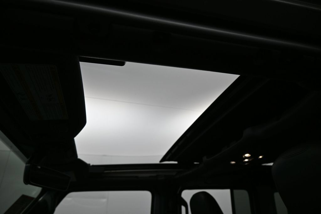 Used 2021 Jeep Wrangler Unlimited Sahara AWD/4WD image 25