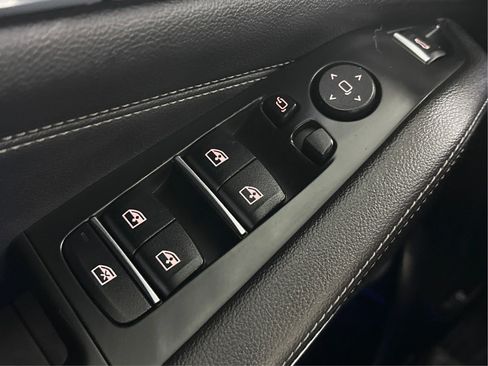 Used 2019 BMW X5 xDrive40i w/ Convenience Package AWD/4WD image 43