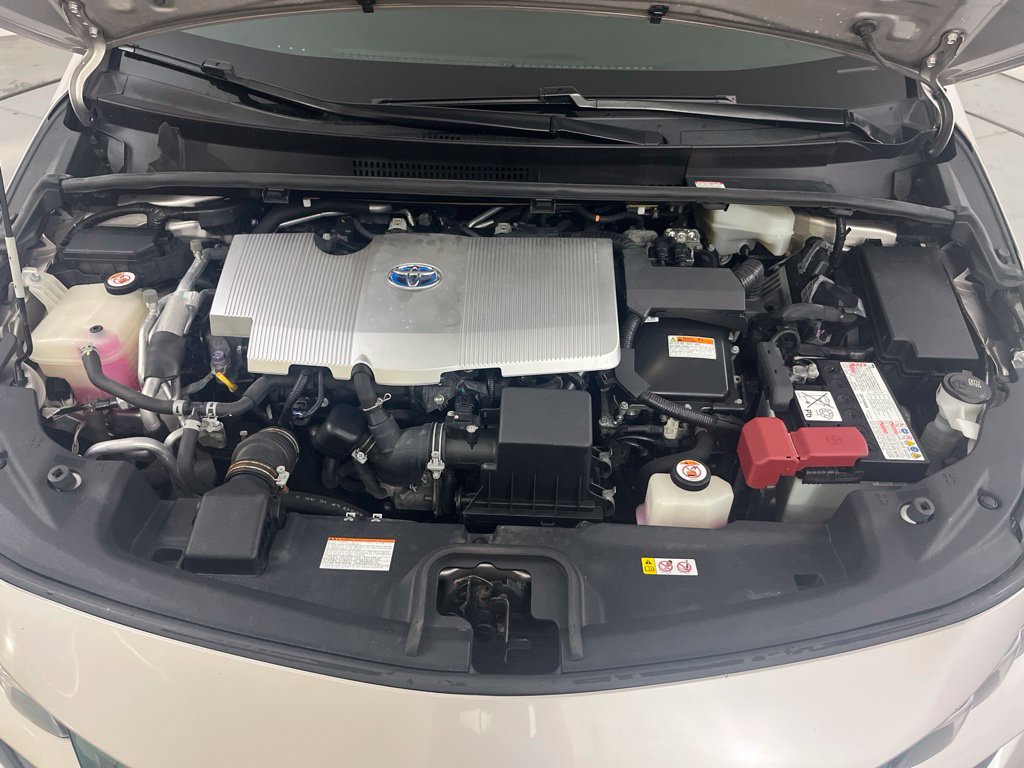 Used 2019 Toyota Prius Prime Plus FWD image 9