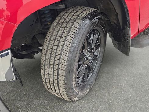 Used 2016 Toyota Tundra SR5 w/ TRD Off Road Package image 29