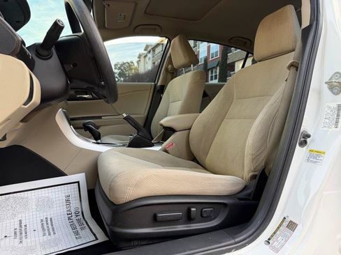 Used 2015 Honda Accord EX image 38