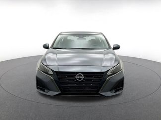 Used 2025 Nissan Altima 2.5 SV FWD video 2