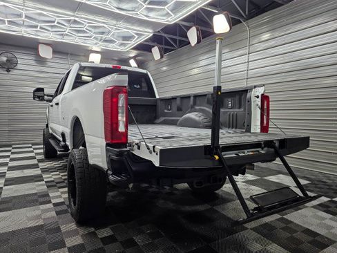 Used 2024 Ford F350 XL AWD/4WD image 13