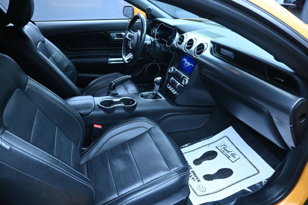 Used 2022 Ford Mustang GT Premium RWD image 12