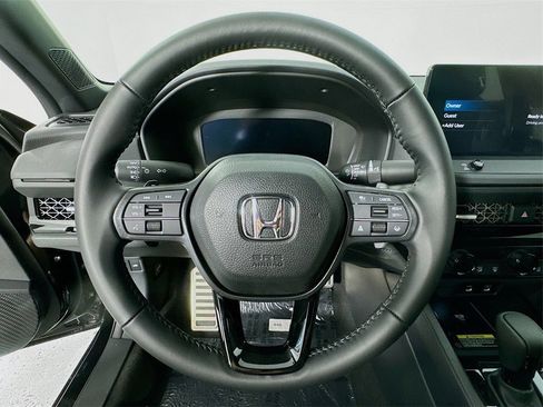 Used 2025 Honda Accord Sport image 19