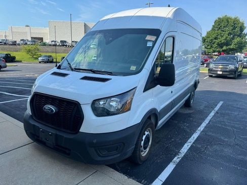 Used 2024 Ford Transit 250 148 High Roof RWD image 2