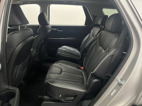 Used 2023 Hyundai Palisade Limited FWD image 28