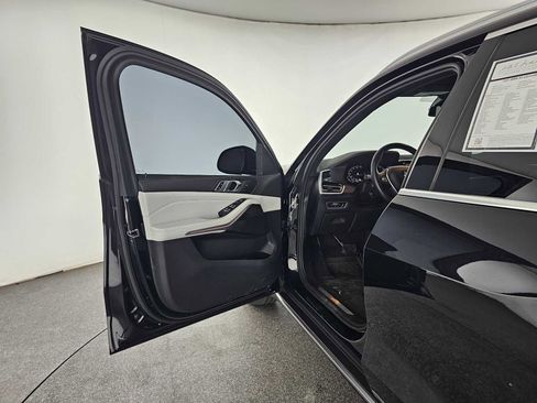 Used 2023 BMW X5 sDrive40i w/ Premium Package image 19
