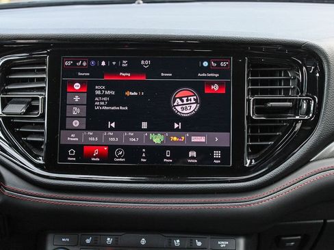 Used 2024 Dodge Durango GT AWD/4WD image 15