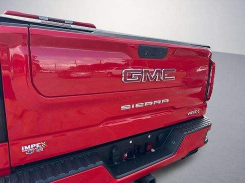 Used 2021 GMC Sierra 1500 AT4 w/ AT4 Premium Package AWD/4WD image 36