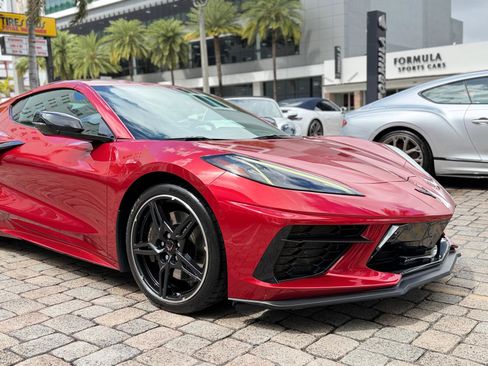 Used 2021 Chevrolet Corvette Stingray Preferred Cpe w/ Z51 Performance Package image 6