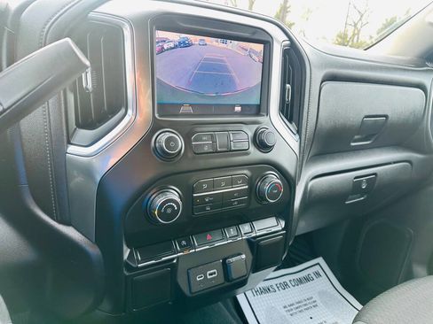 Used 2020 Chevrolet Silverado 1500 LT w/ Trailering Package image 14