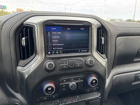 Used 2021 Chevrolet Silverado 1500 LT Trail Boss image 12