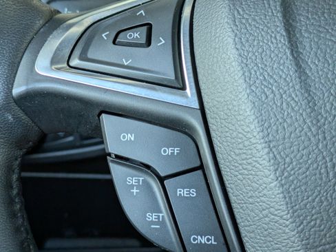 Used 2019 Ford Edge SEL w/ Equipment Group 201A FWD image 24