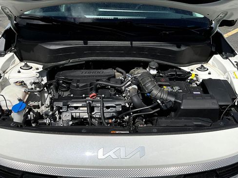 Used 2024 Kia Seltos SX w/ SX Sunroof Package AWD/4WD image 21