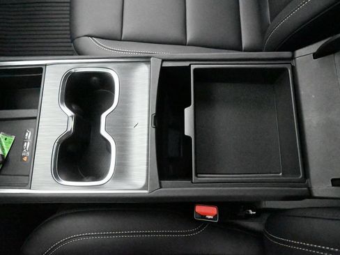 New 2026 GMC Acadia Elevation w/ Elevation Premium Package AWD/4WD image 15