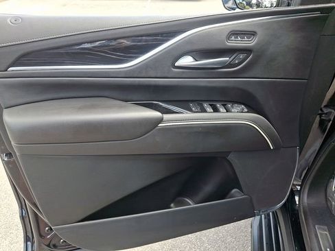 Used 2021 Cadillac Escalade Sport w/ Driver Assist Tech Package AWD/4WD image 14
