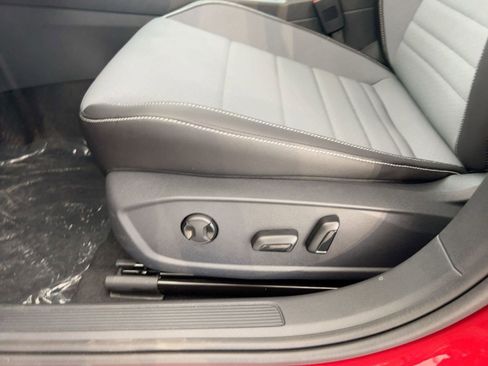 New 2026 Volkswagen Jetta SE image 14