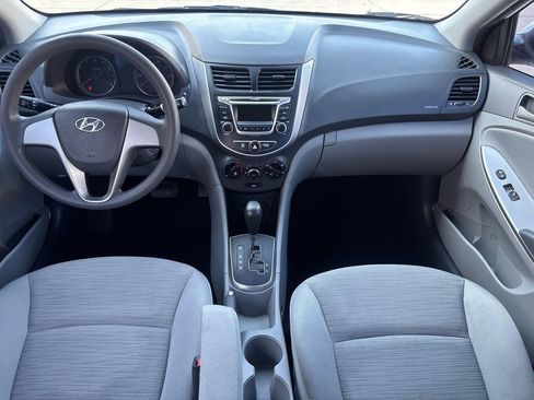 Used 2017 Hyundai Accent SE FWD image 11