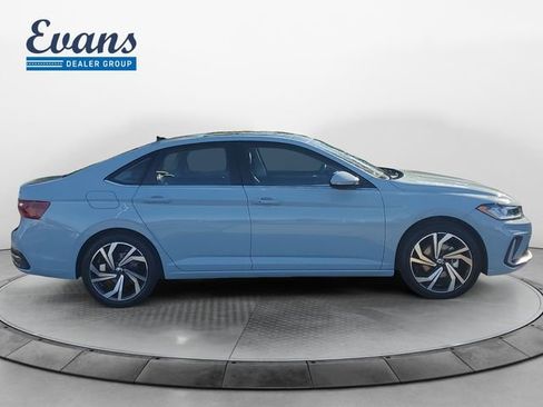 New 2026 Volkswagen Jetta SEL image 8