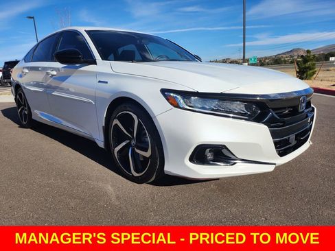 Used 2022 Honda Accord Sport image 2