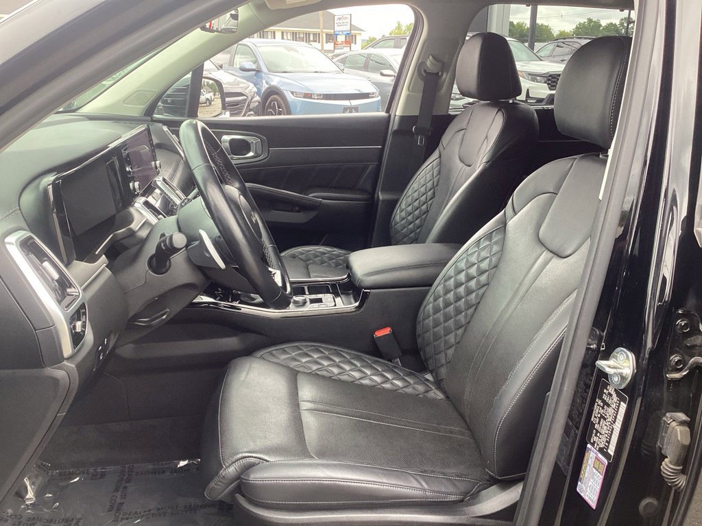 Used 2023 Kia Sorento SX AWD/4WD image 15