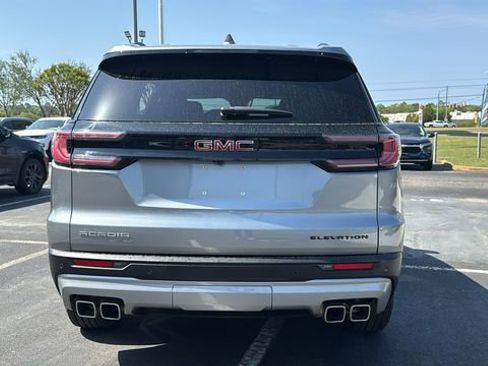 Used 2025 GMC Acadia Elevation FWD image 6