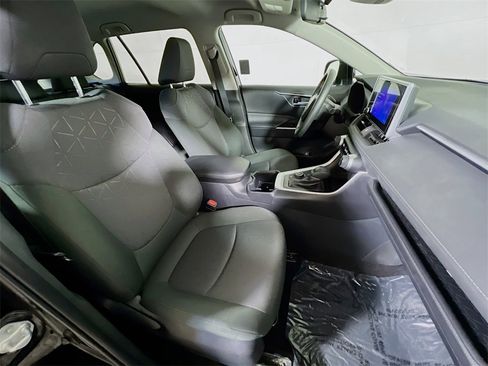 Certified 2025 Toyota RAV4 XLE image 24