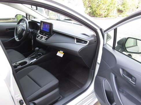 New 2026 Toyota Corolla LE FWD image 16