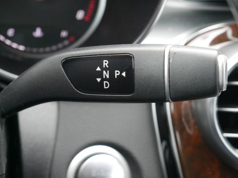 Used 2018 Mercedes-Benz C 300 4MATIC Sedan image 24