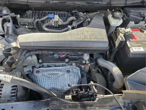 Used 2018 Nissan Rogue SL w/ Premium Package image 23