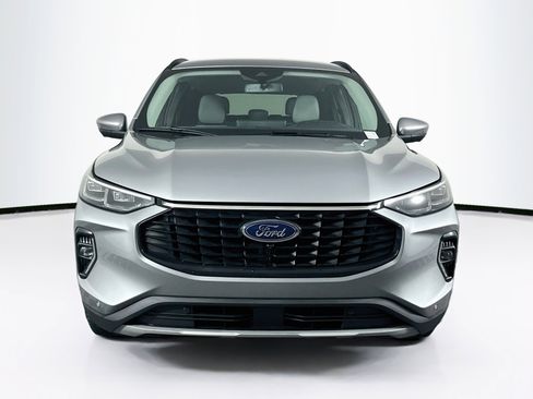 Used 2023 Ford Escape Platinum w/ Premium Technology Package FWD image 2