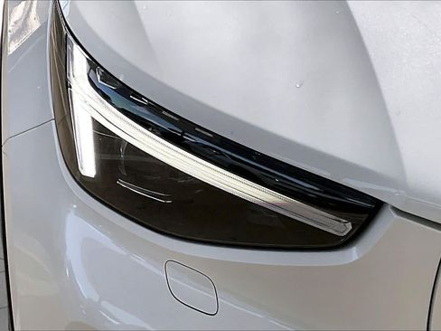 Used 2023 Volvo XC40 Recharge Ultimate AWD/4WD image 26