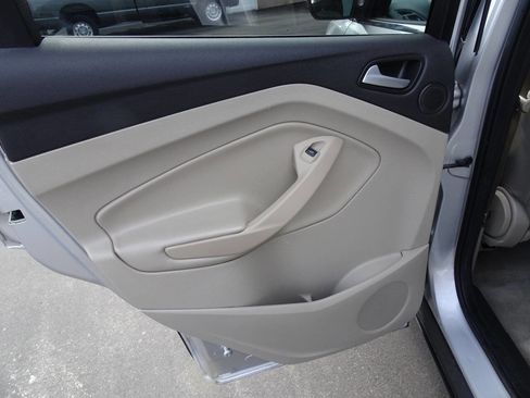 Used 2013 Ford Escape SE image 24